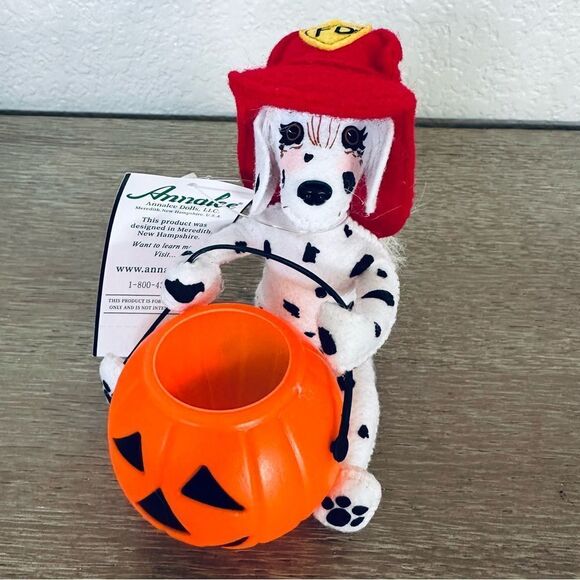 Annalee Dalmatian Dog with Pumpkin Holder Decor Halloween Figurine - Picture 1 of 4